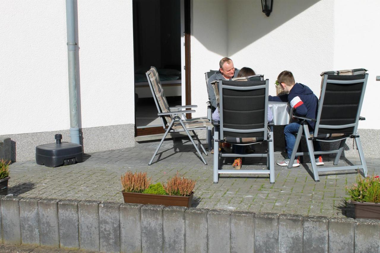 Ferienwohnung Im Bachtal Pommern Exterior foto